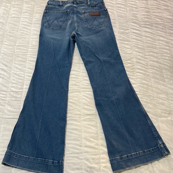 Wrangler Women's Boot Cut Jeans - Blue - Picture 2 of 3